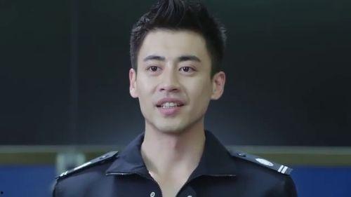 警察锅哥简凡爆料了吗视频,简凡爆料视频背后的真相